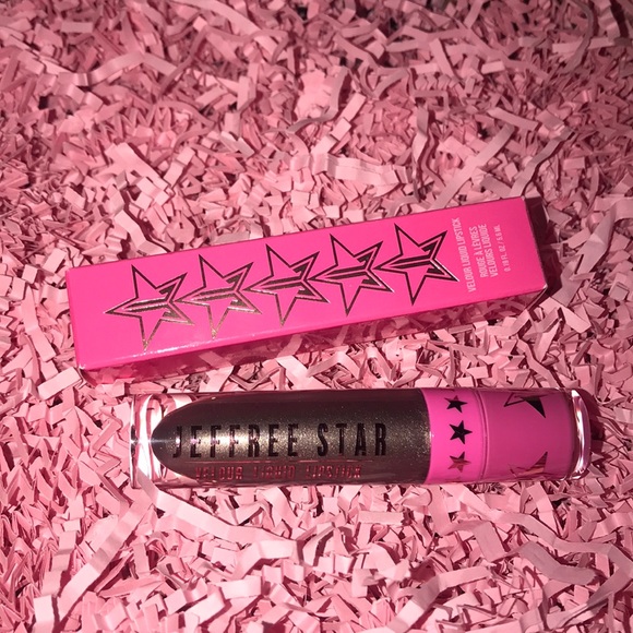 📦MOVING SALE📦 🆕🖤 “Restraints” Liquid Lipstick - Picture 3 of 6